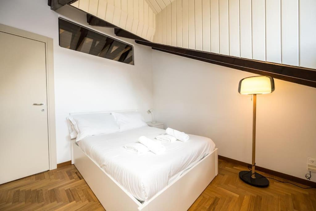 Wonderfull Two Floors Apartment Navigli Milan Exterior photo