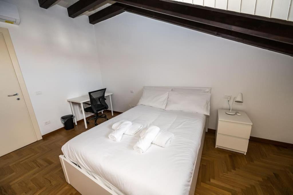 Wonderfull Two Floors Apartment Navigli Milan Exterior photo