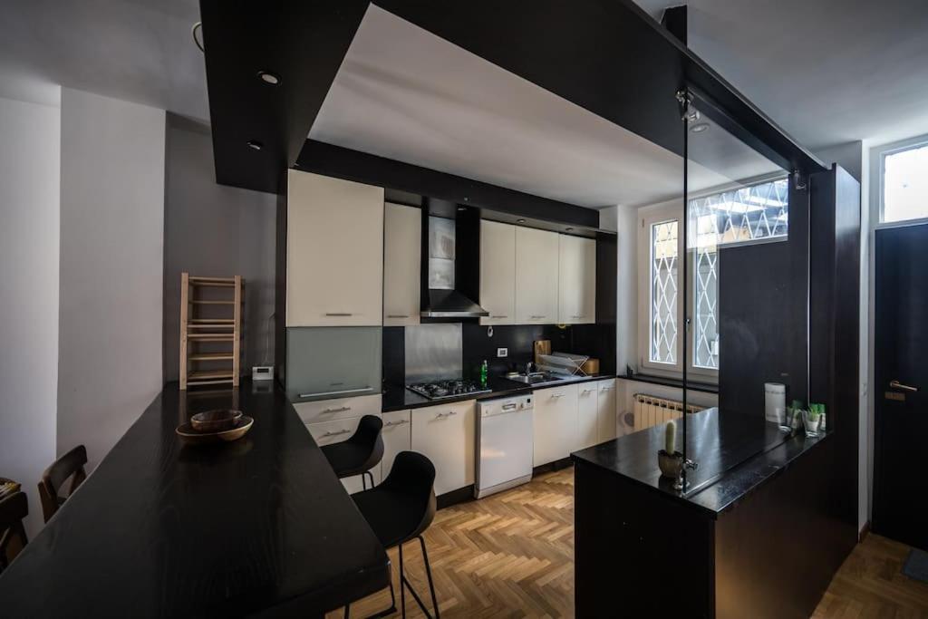 Wonderfull Two Floors Apartment Navigli Milan Exterior photo