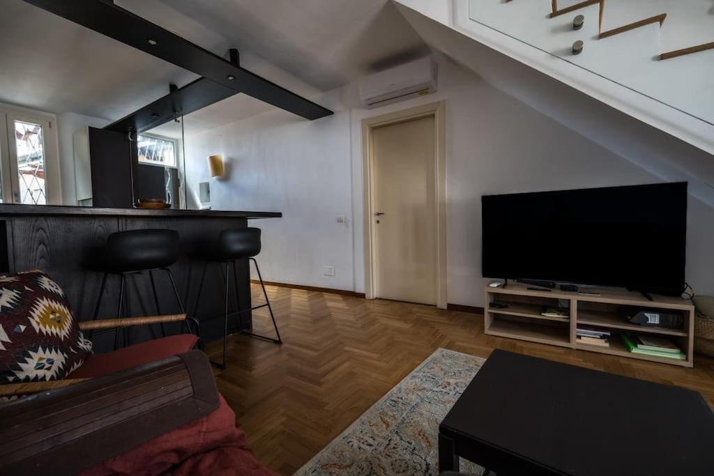 Wonderfull Two Floors Apartment Navigli Milan Exterior photo